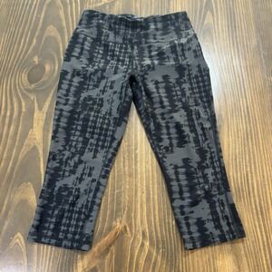 DSG Capri Leggings Womens Medium Black Gray Tie Dye Print Stretch Activewear